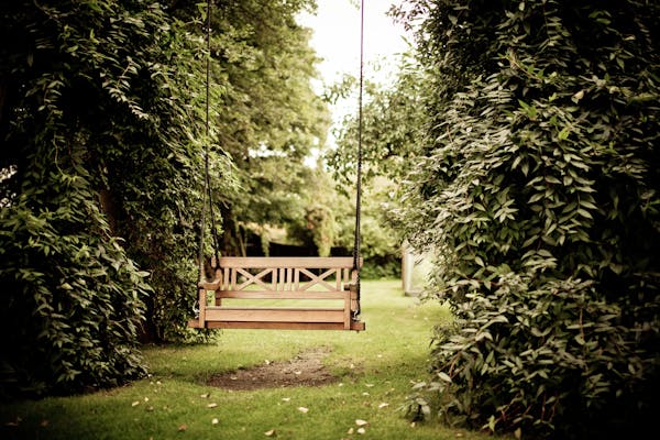 Large Garden Makeovers: What Nobody Tells You About Having Too Much Space